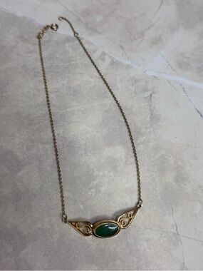 Vintage Gold-tone Necklace with Green Stone Accent - Women's Jewelry